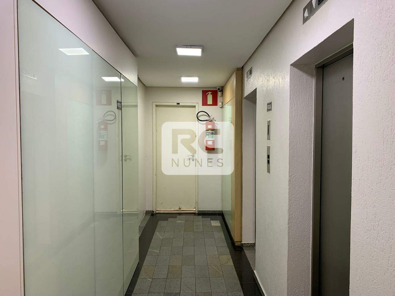 Sala à venda no Santa Efigênia: 