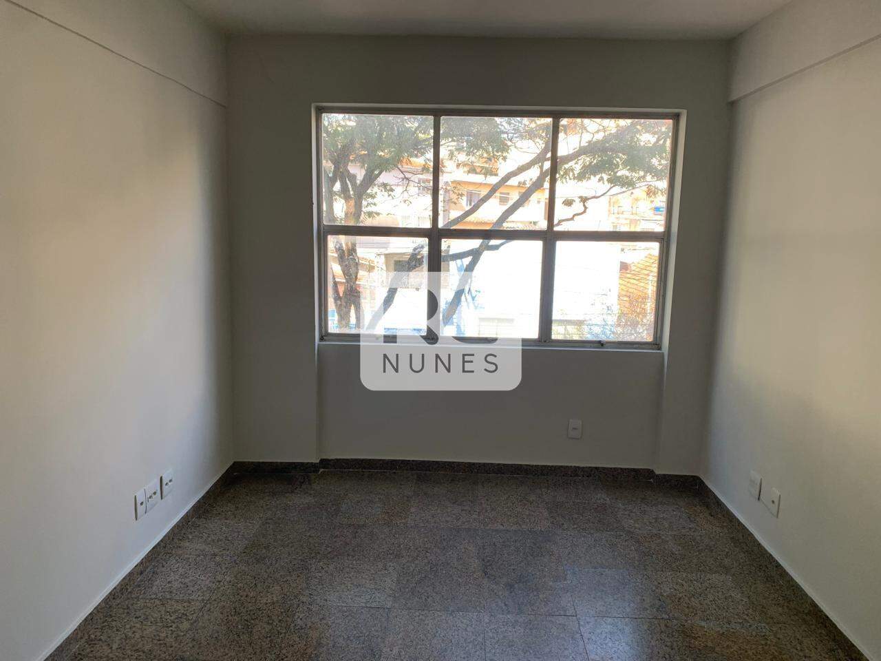 Sala à venda no Santa Efigênia: 