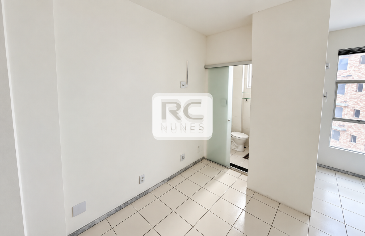 Conjunto Comercial / Sala para aluguel no Lourdes: 