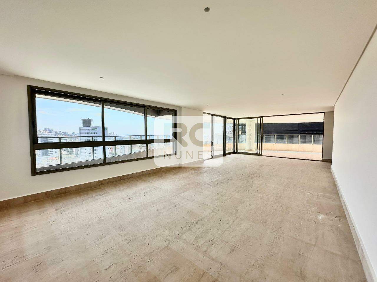 Apartamento à venda no Santa Lúcia: 
