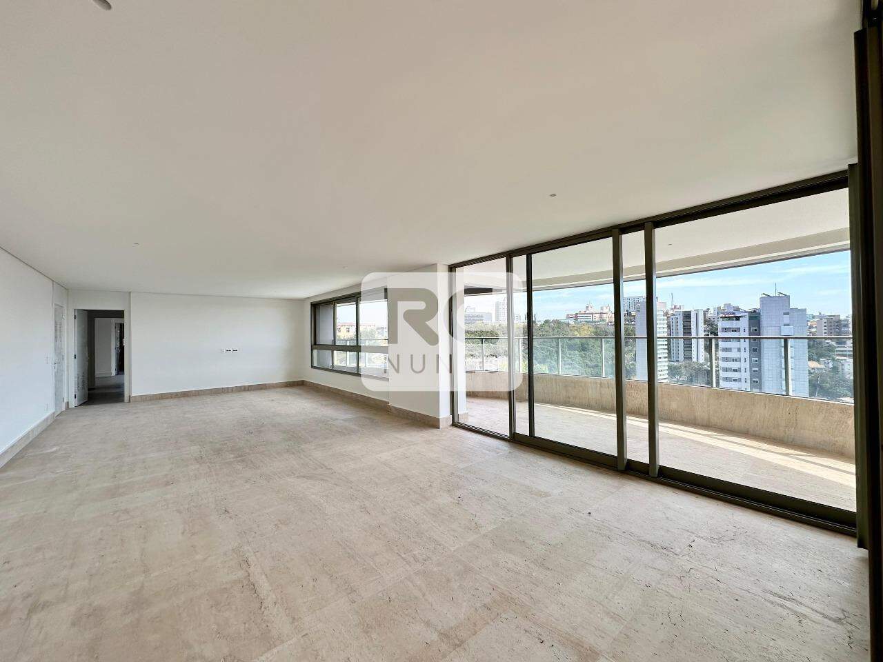 Apartamento à venda no Santa Lúcia: 