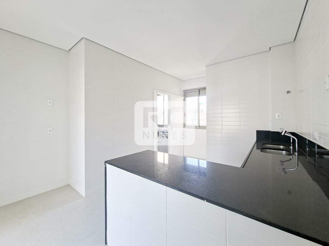 Apartamento à venda no Cruzeiro: 