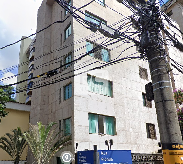 Apartamento à venda no Carmo: 