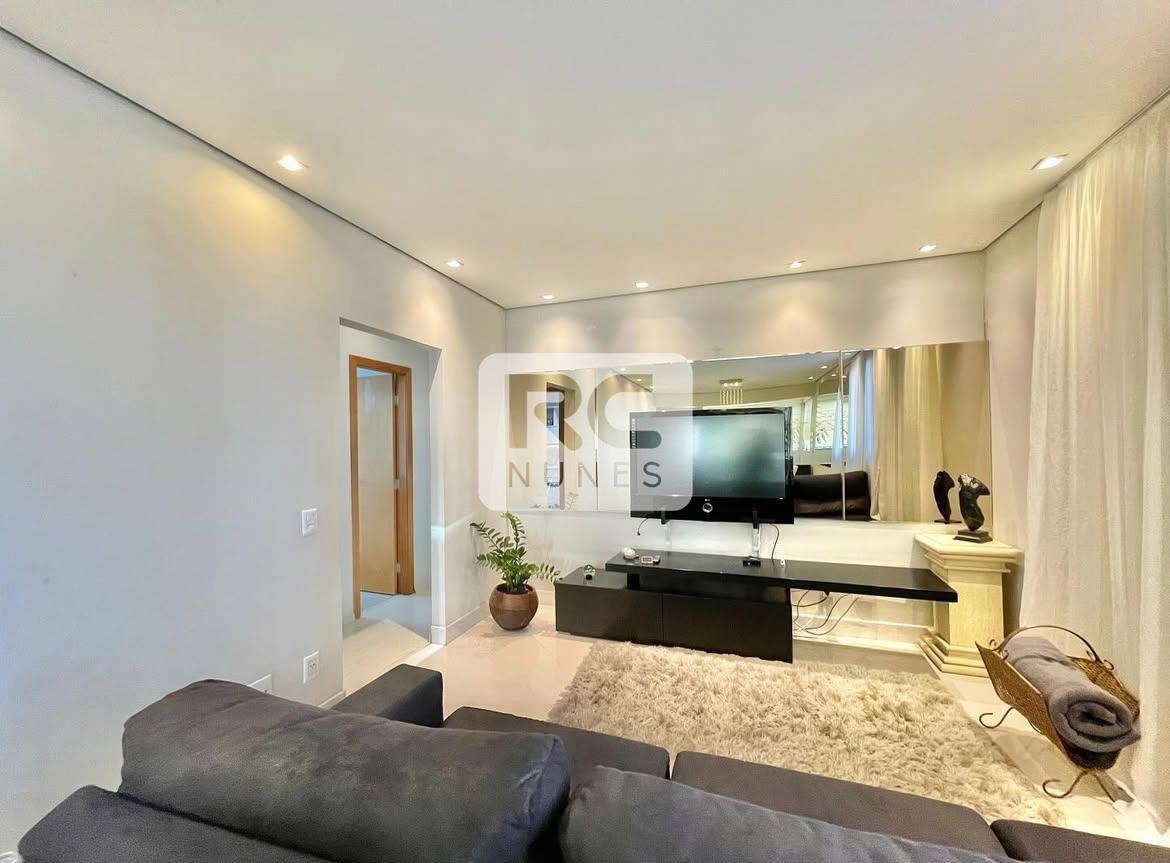 Apartamento à venda no Carmo: 