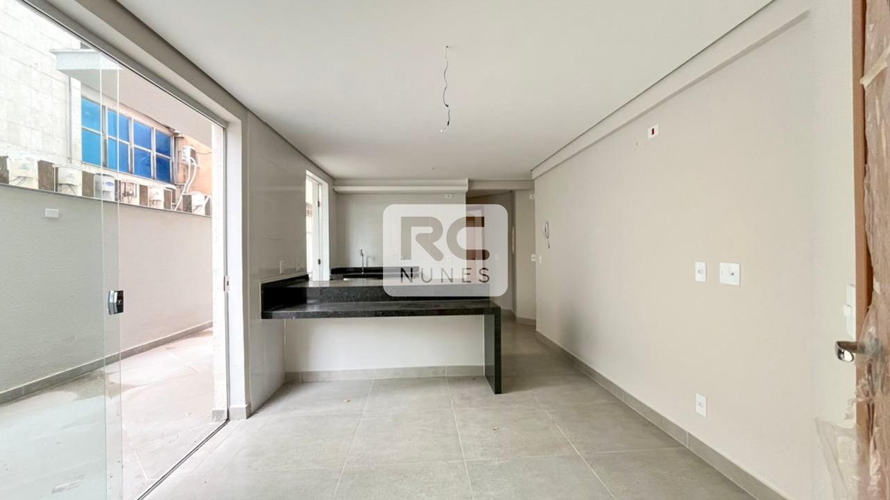 Apartamento à venda no Funcionários: 