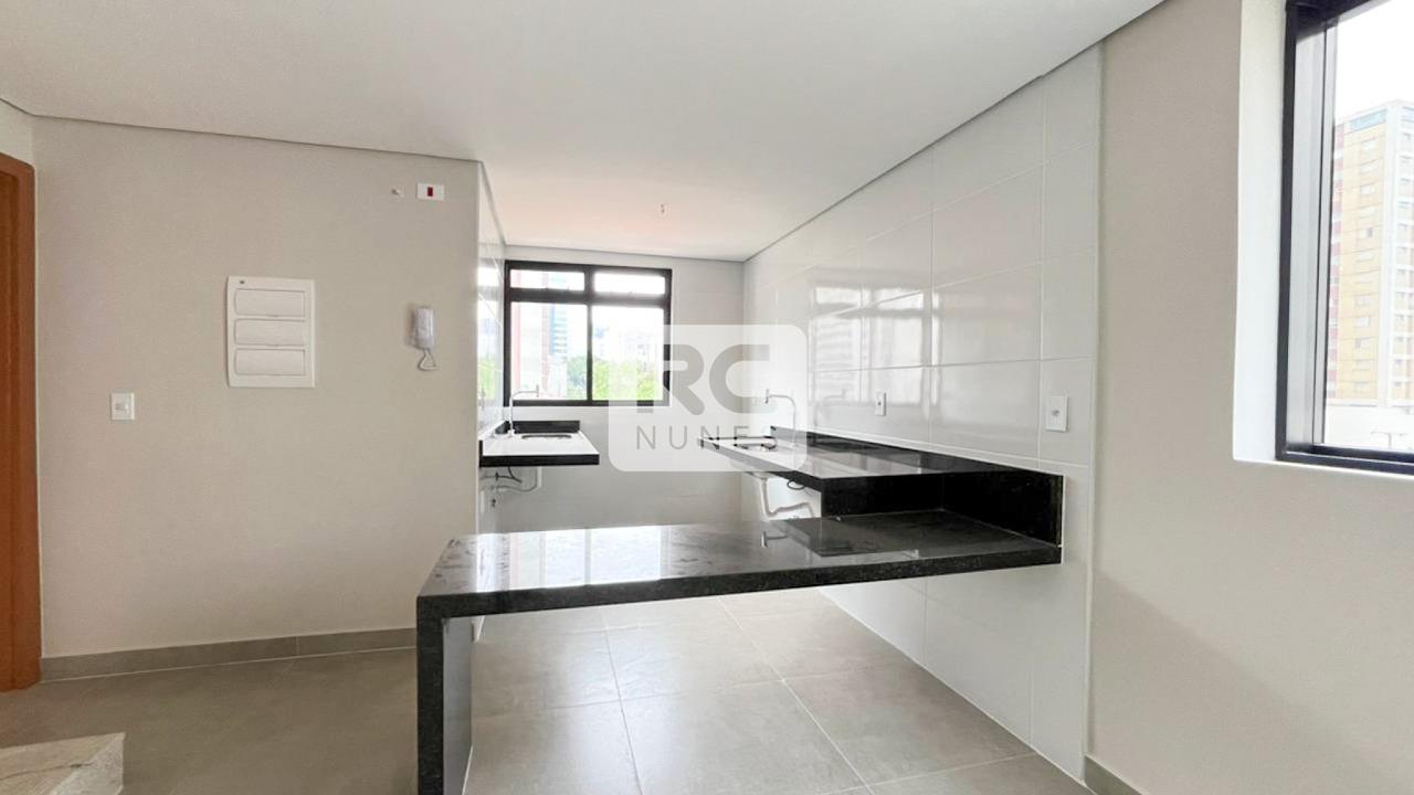 Apartamento à venda no Funcionários: 