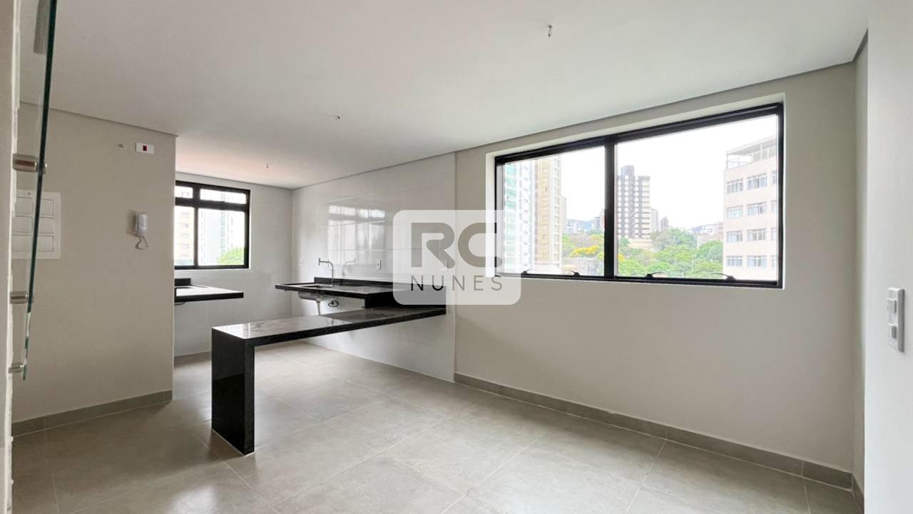 Apartamento à venda no Funcionários: 