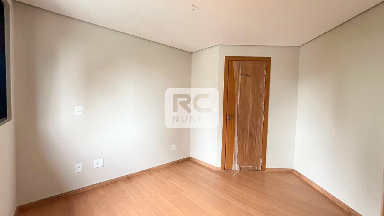 Cobertura à venda no Funcionários: 