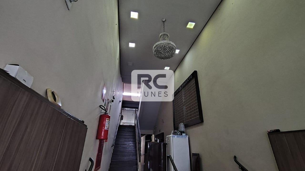 Prédio para aluguel no Centro: 