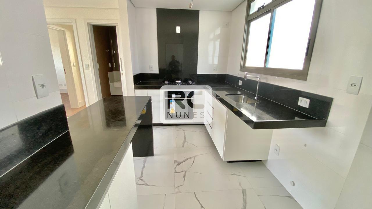 Cobertura à venda no Santo Agostinho: 