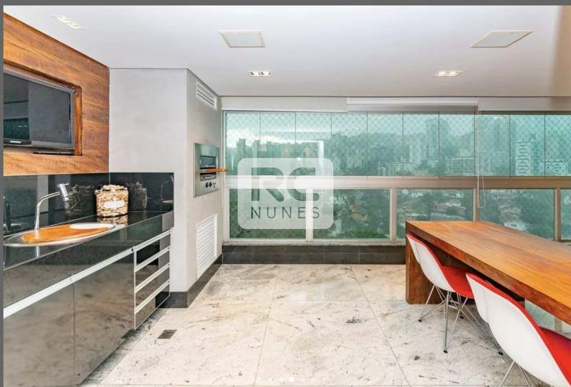 Cobertura à venda no Coração de Jesus: 