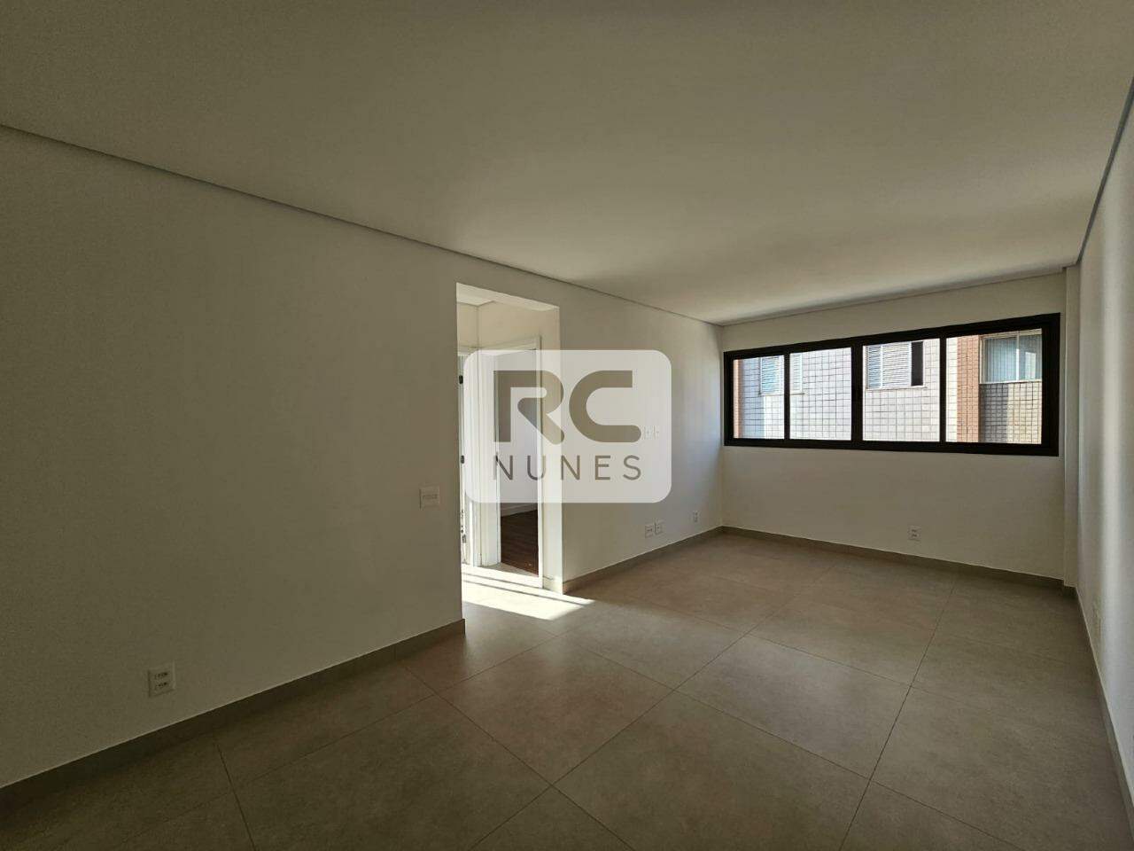 Apartamento à venda no Lourdes: 