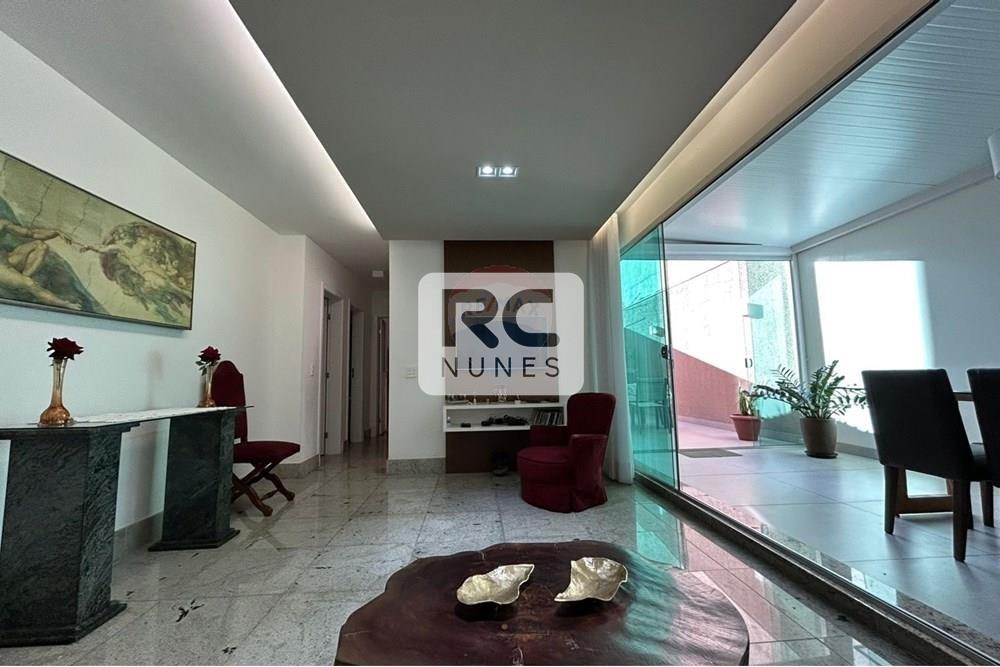 Área privativa à venda no Serra: 