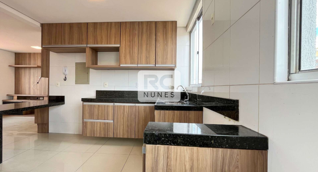 Cobertura à venda no Santo Antônio: 