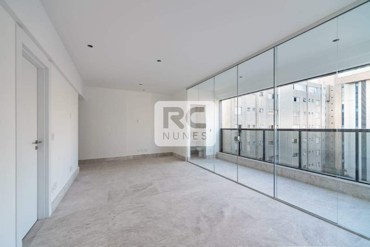 Apartamento à venda no Lourdes: 