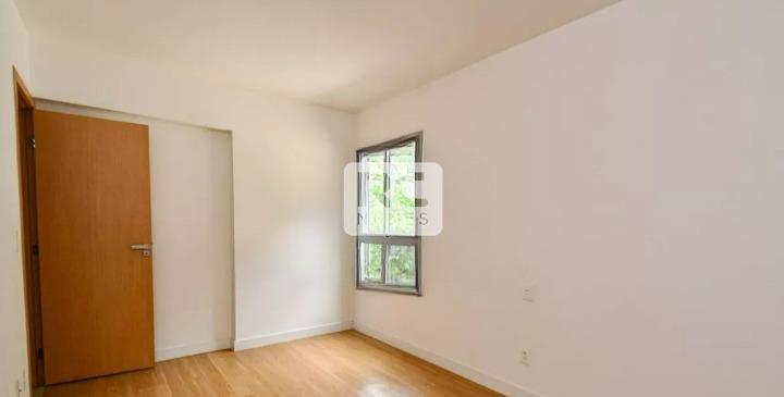 Apartamento à venda no Lourdes: 