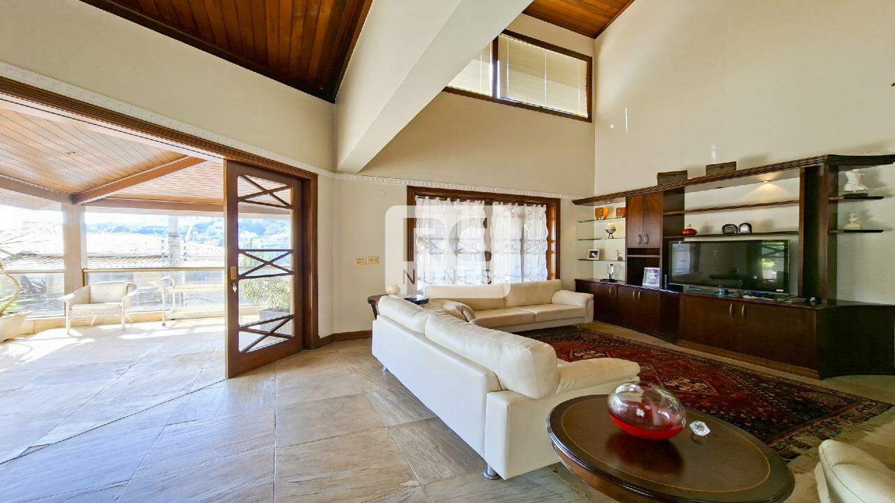 Casa à venda no Mangabeiras: 