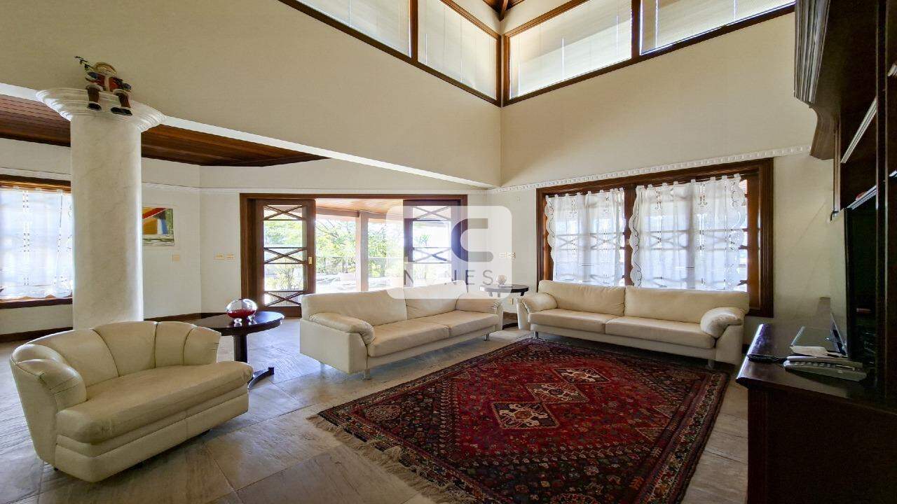 Casa à venda no Mangabeiras: 