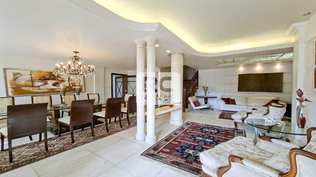 Casa à venda no Mangabeiras: 