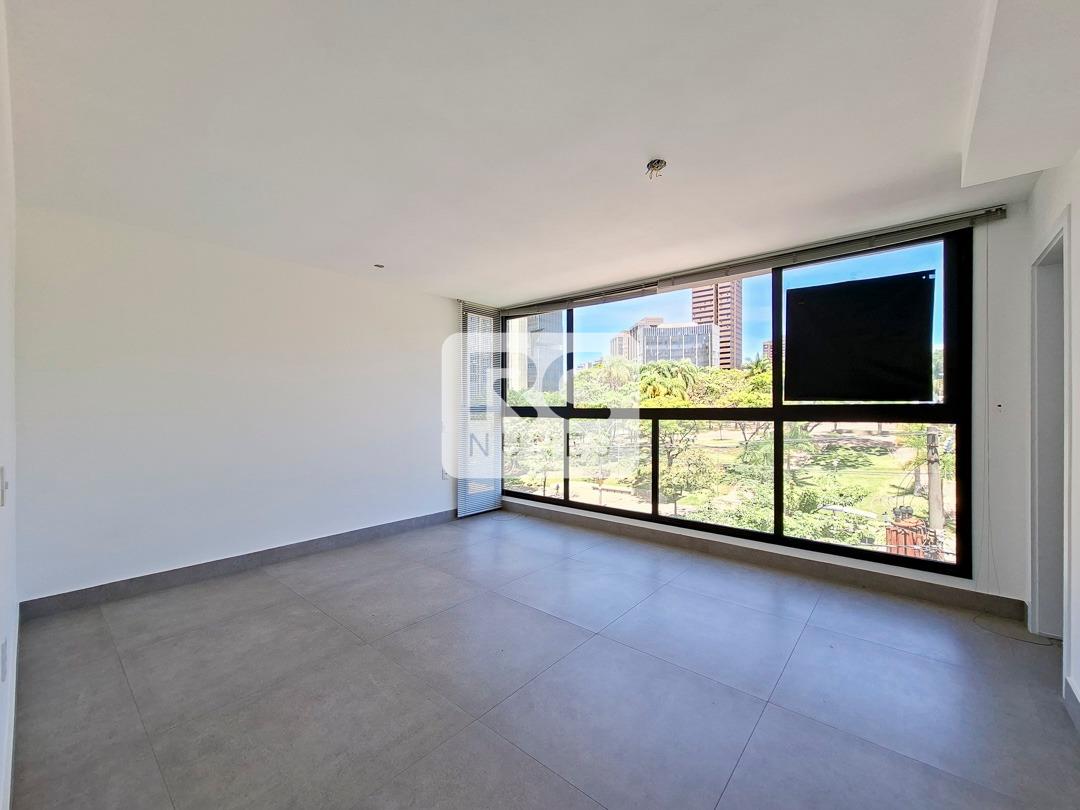 Apartamento à venda no Lourdes: 