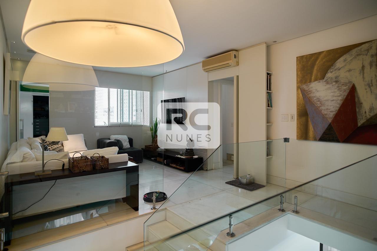 Cobertura à venda no Serra: 