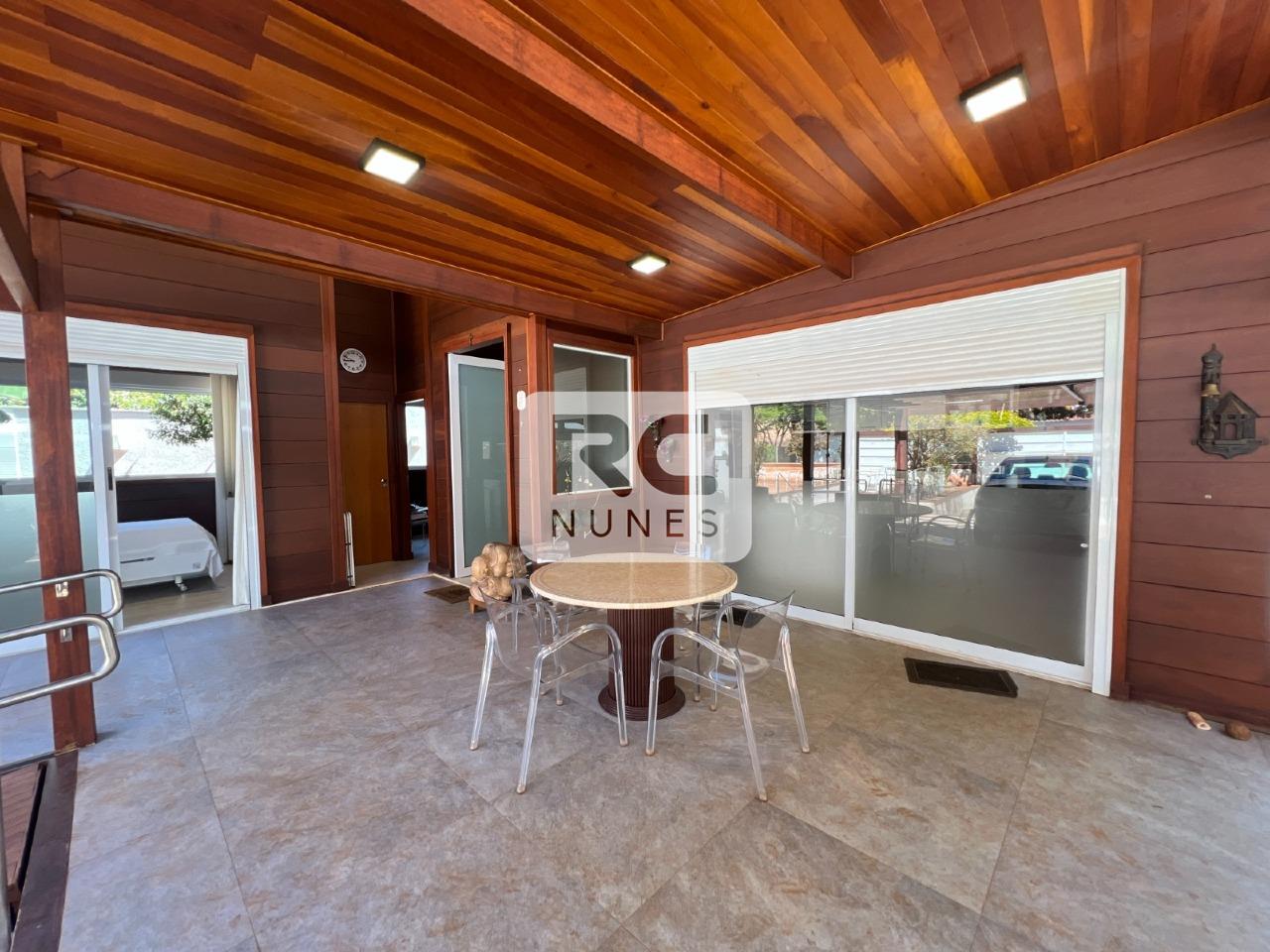 Casa à venda no Belvedere: 