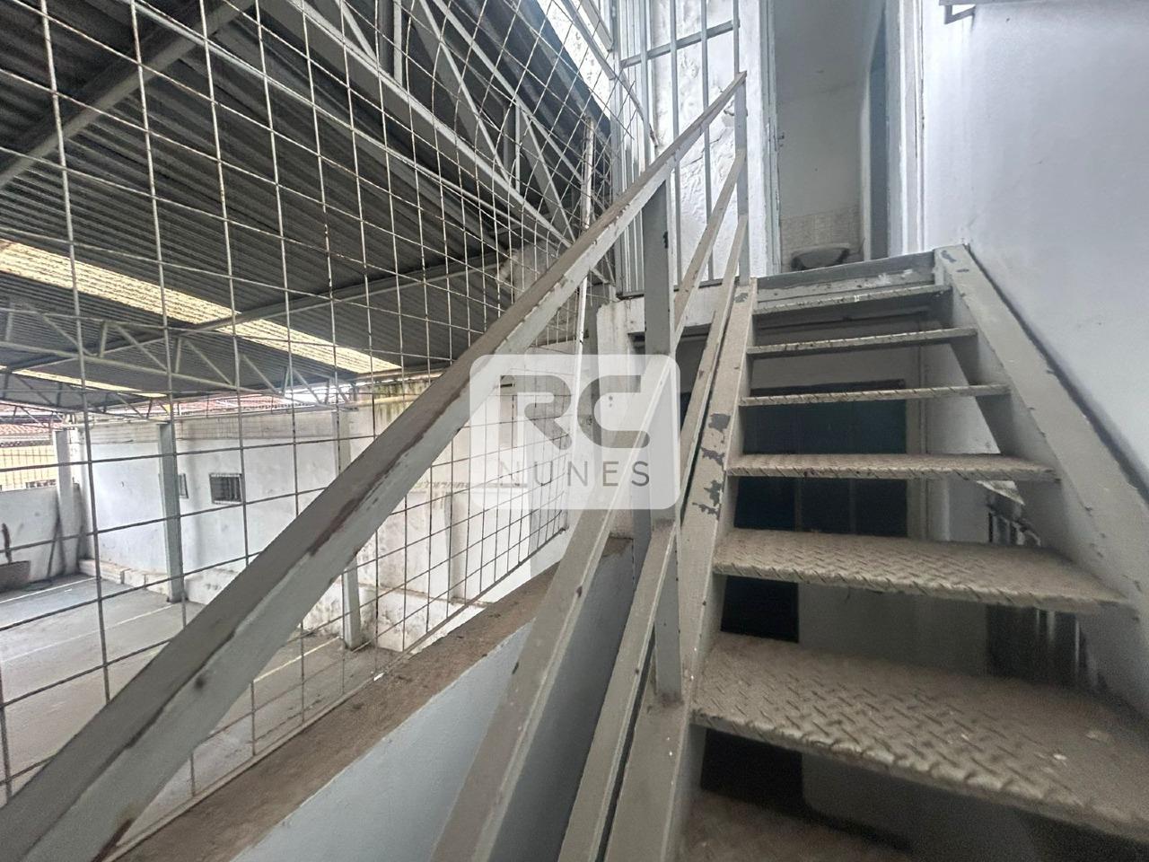 Galpão à venda no Carlos Prates: 