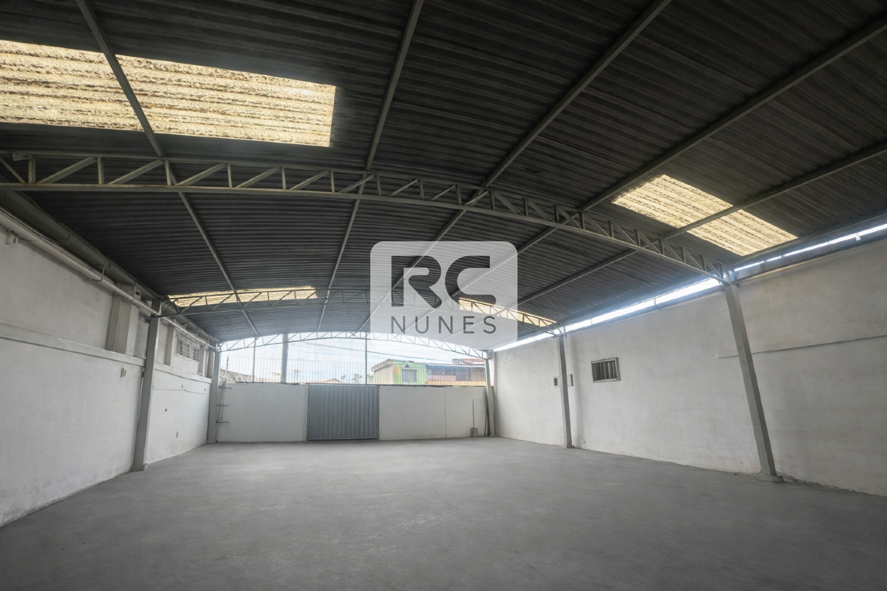 Galpão à venda no Carlos Prates: 