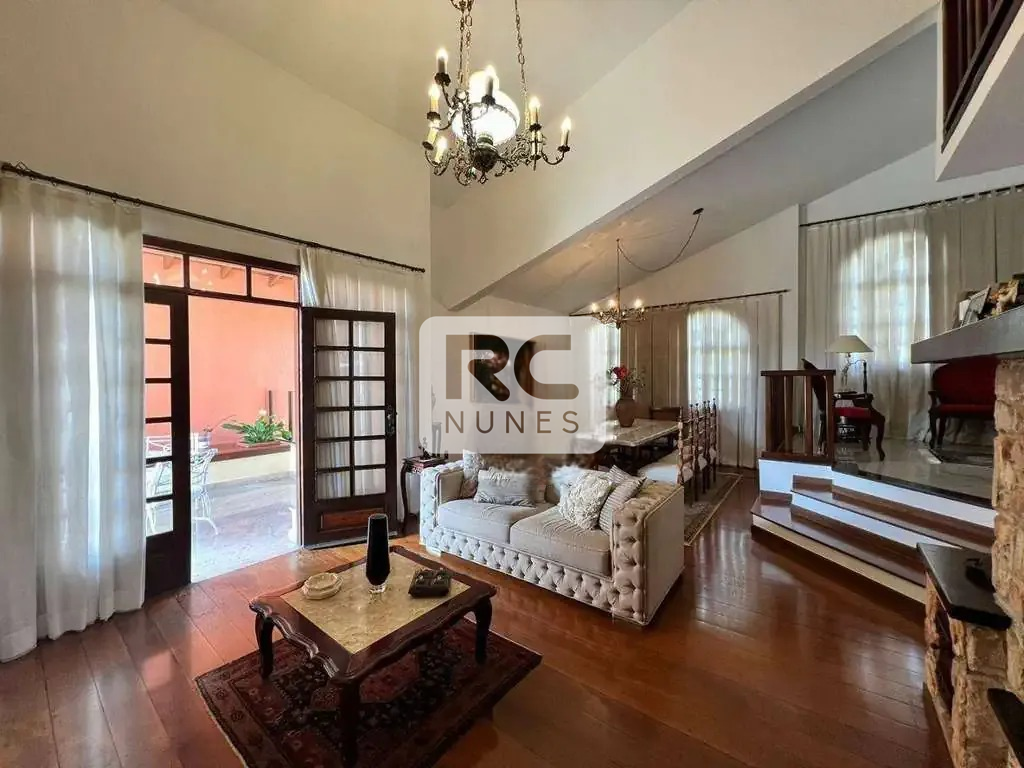 Casa à venda no Belvedere: 