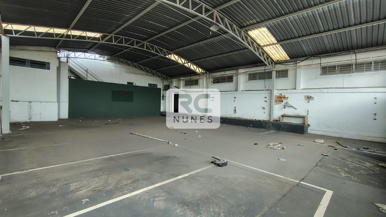 Casa comercial para aluguel no Carlos Prates: 