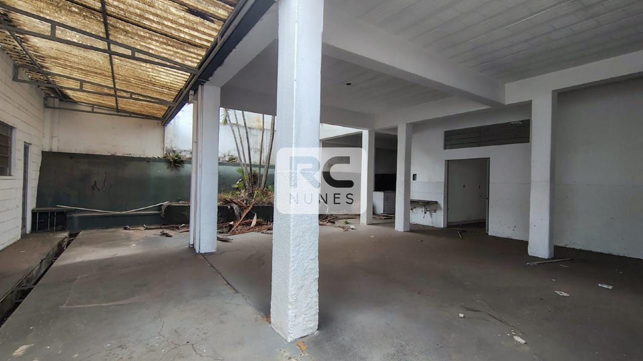 Casa comercial para aluguel no Carlos Prates: 