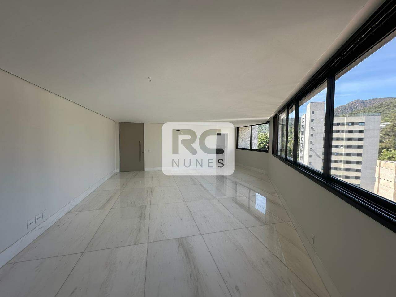 Apartamento à venda no Serra: 