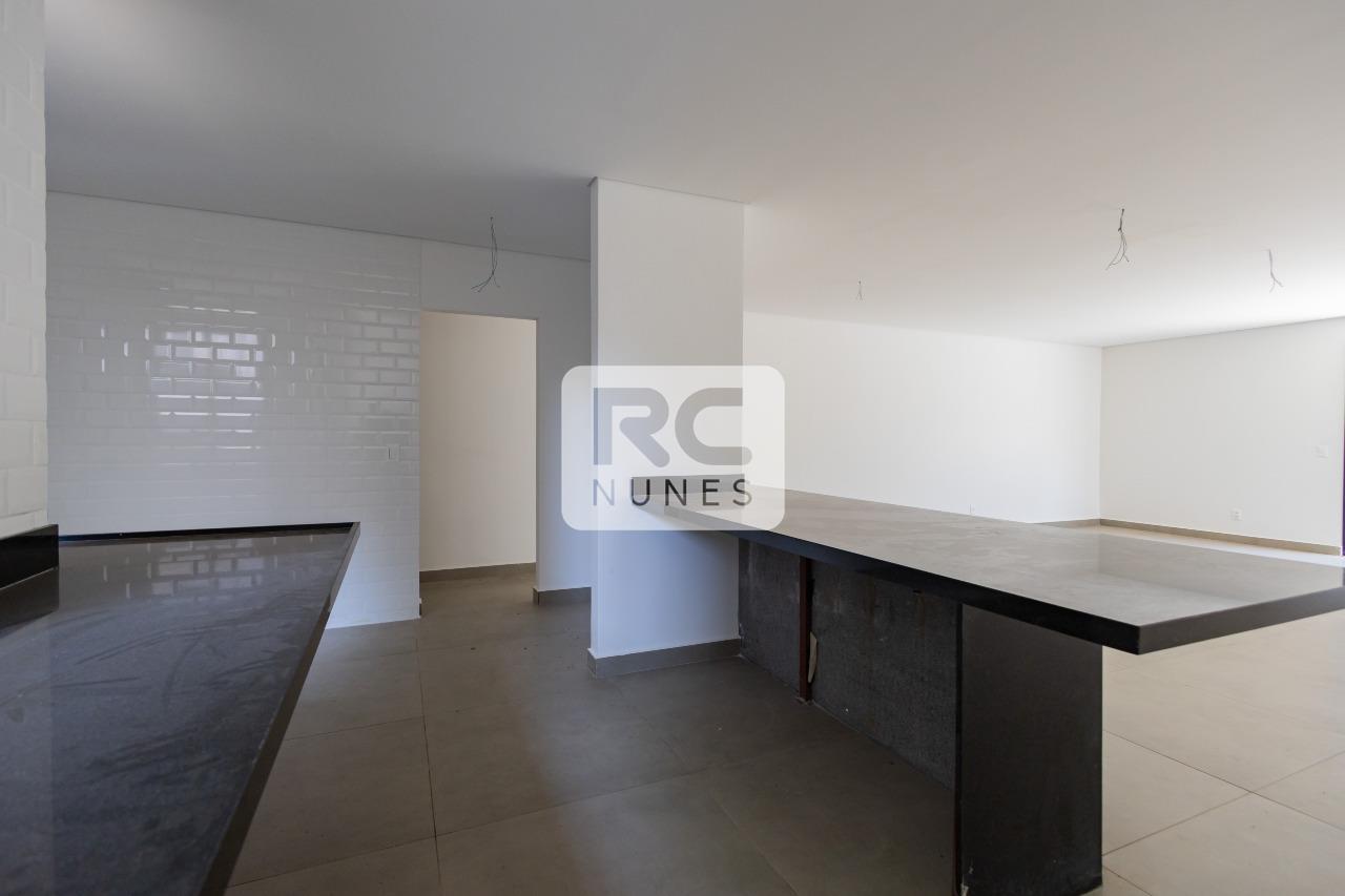 Apartamento à venda no Vila Paris: 