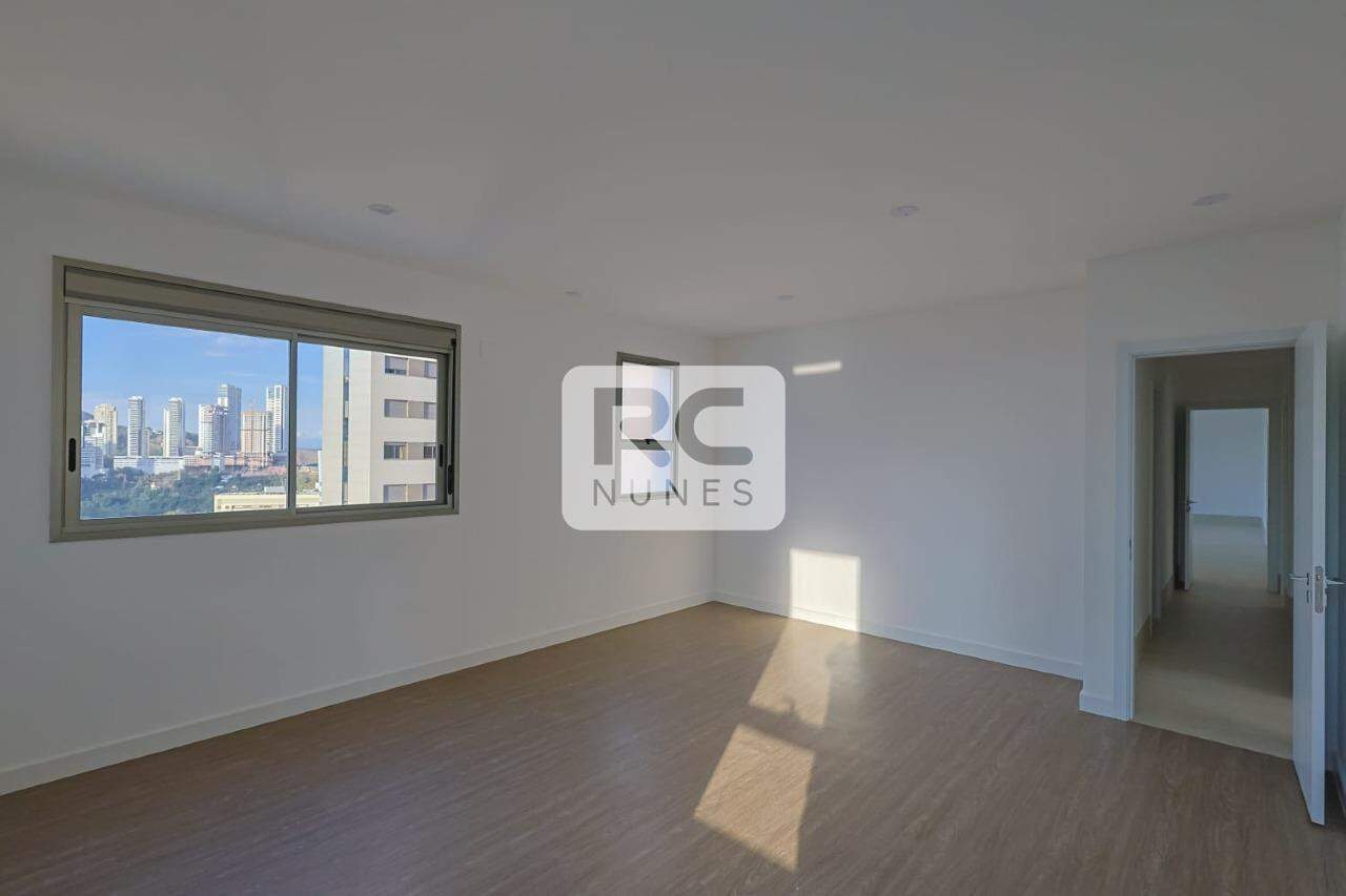 Apartamento à venda no Vale do Sereno: 