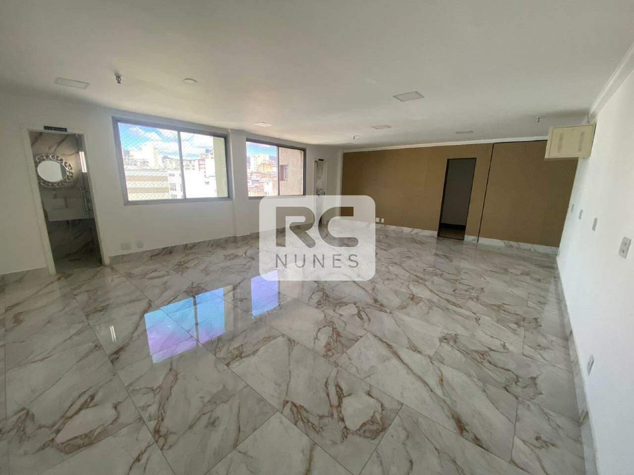 Sala para aluguel no Centro: 