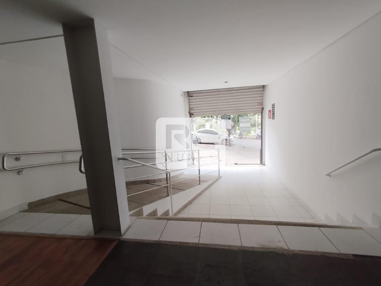 Loja para aluguel no Funcionários: 