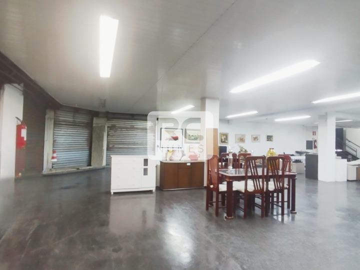 Prédio para aluguel no Barro Preto: 