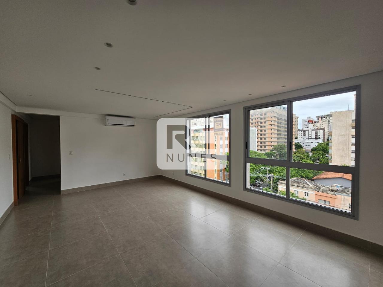 Apartamento à venda no Funcionários: 