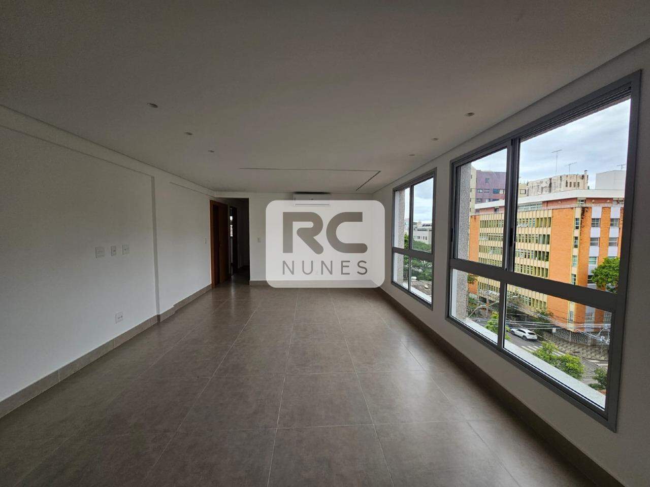 Apartamento à venda no Funcionários: 