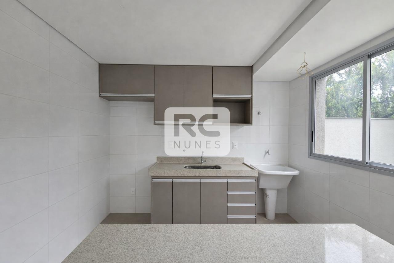 Apartamento à venda no Funcionários: 