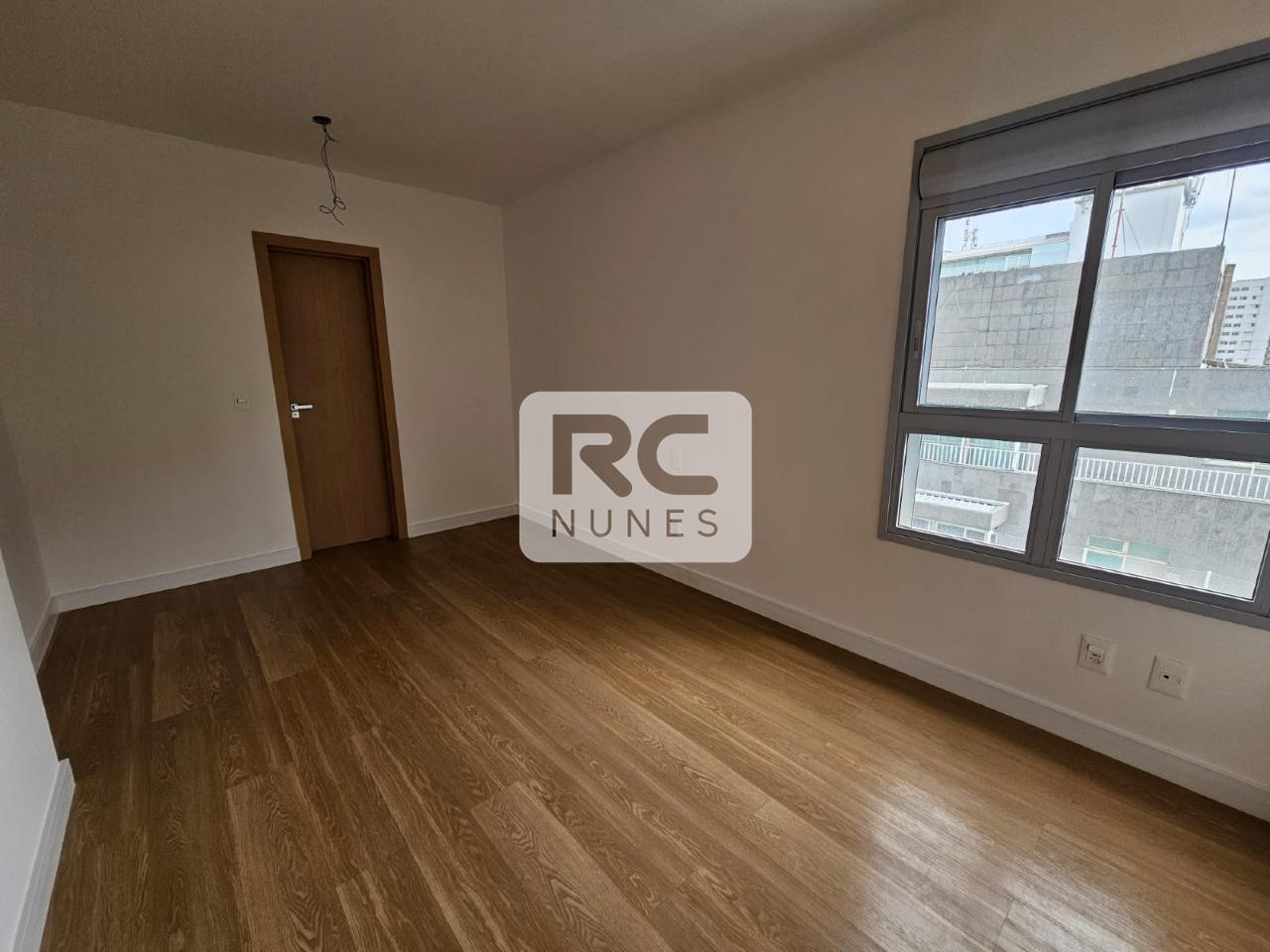 Apartamento à venda no Lourdes: 