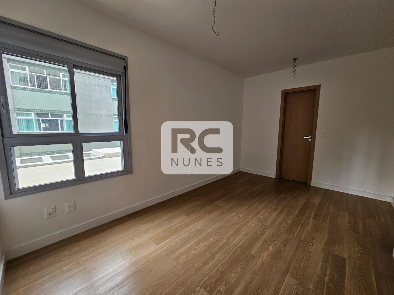 Apartamento à venda no Lourdes: 