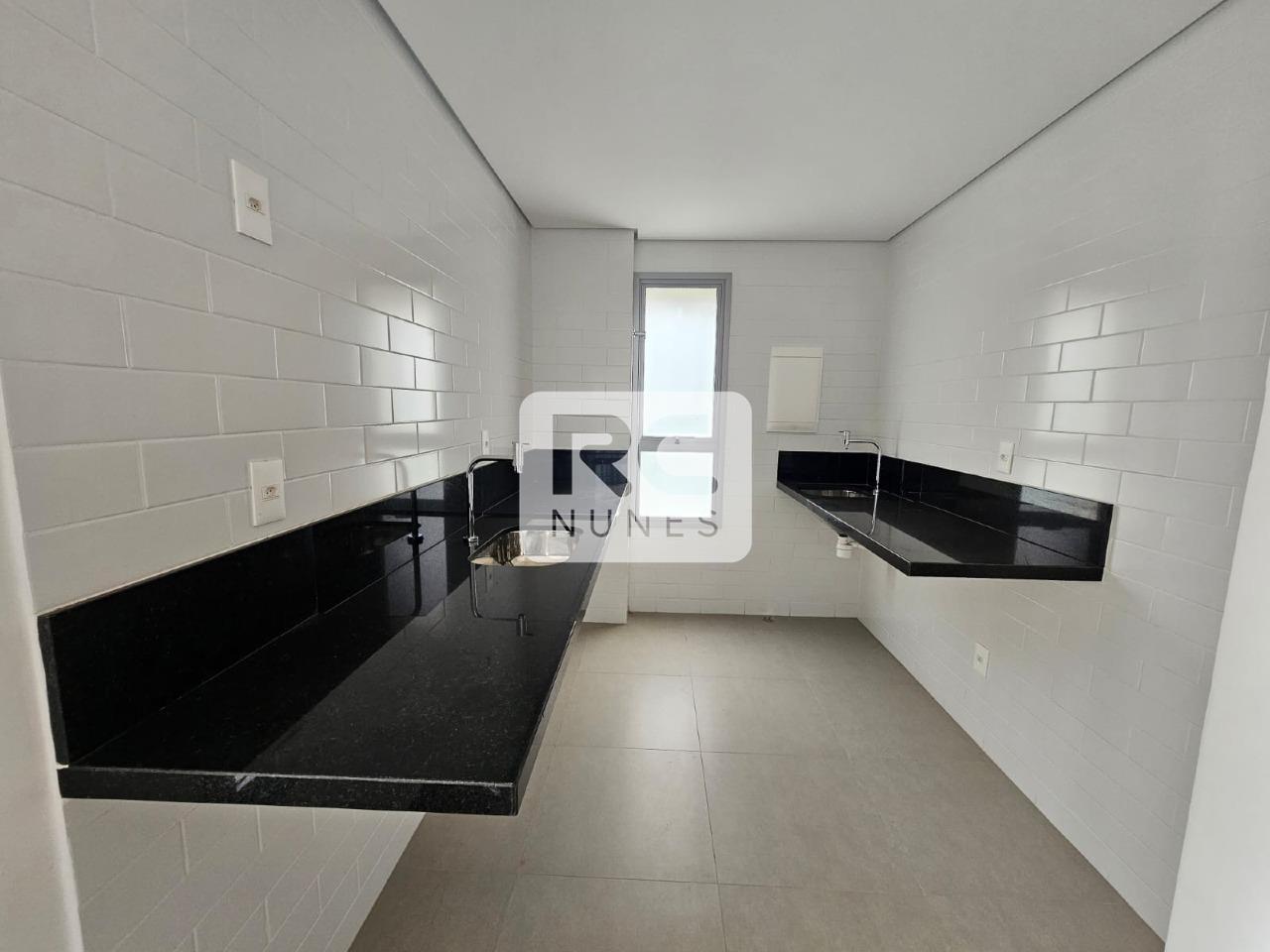 Apartamento à venda no Lourdes: 