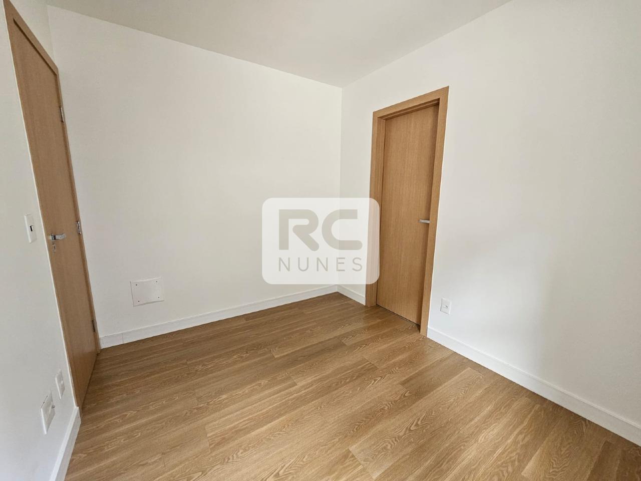 Apartamento à venda no Lourdes: 