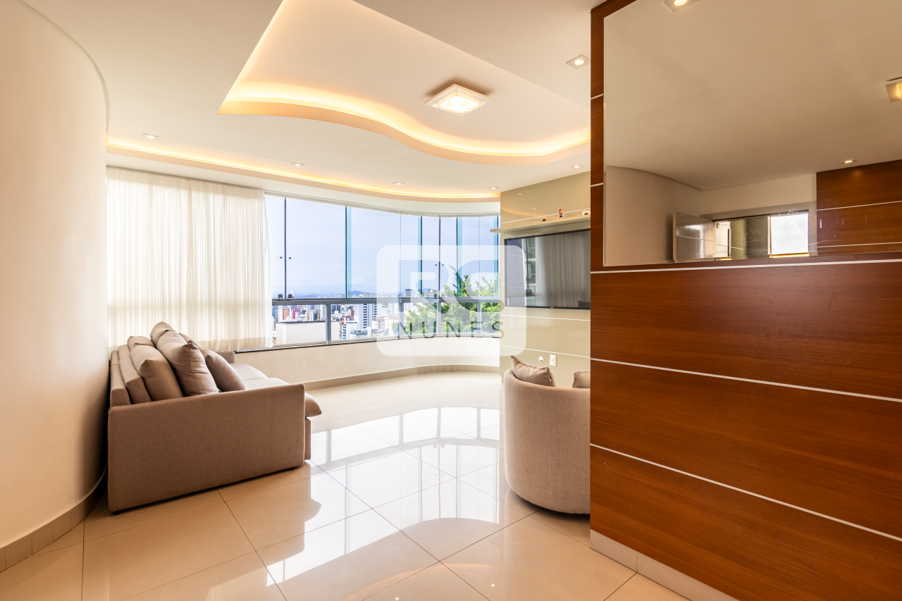 Apartamento à venda no Santo Antônio: 