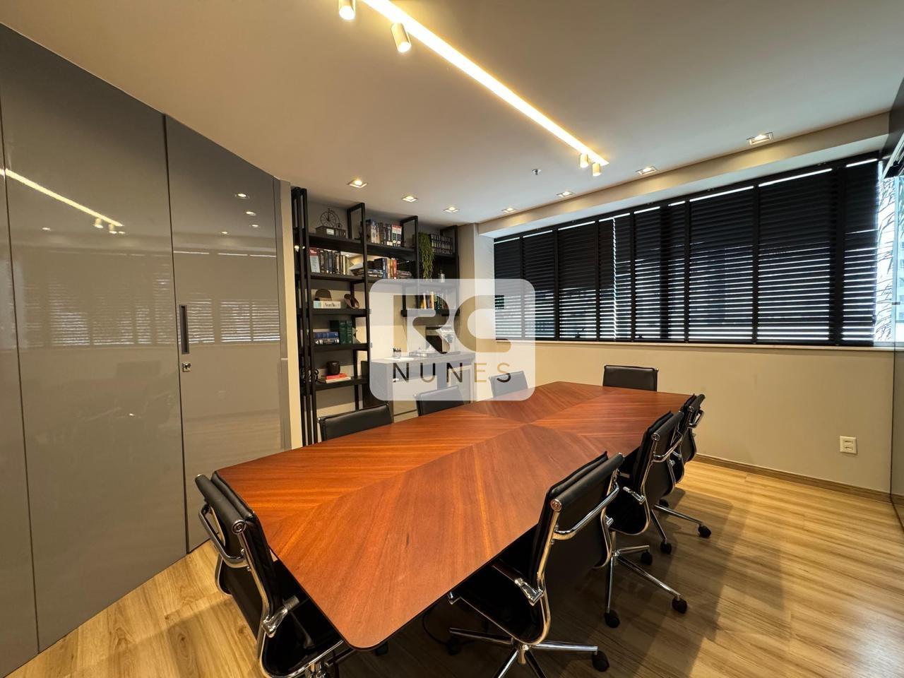 Sala à venda no Santo Agostinho: 