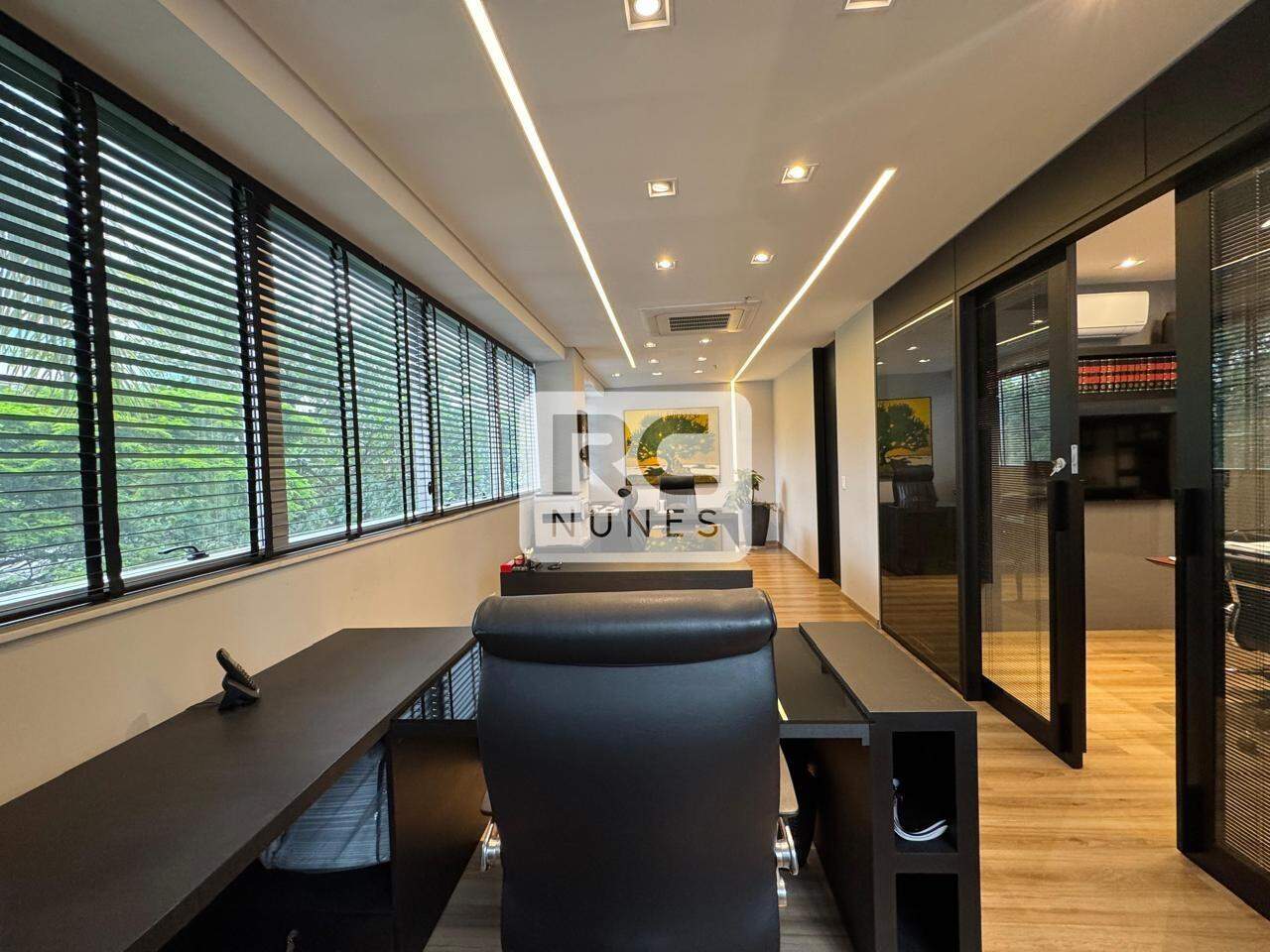 Sala à venda no Santo Agostinho: 