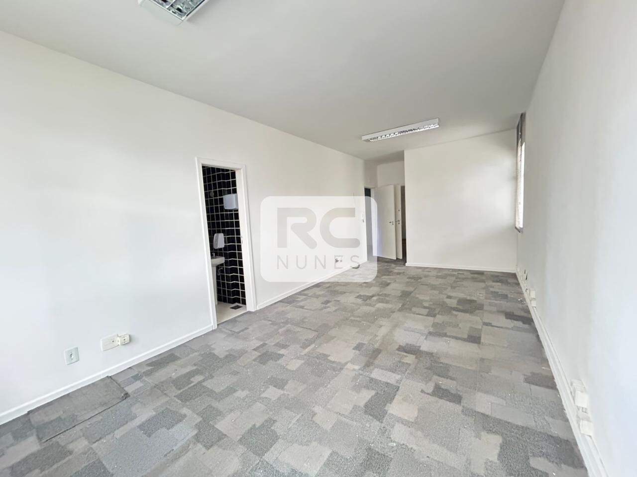 Sala para aluguel no Lourdes: 