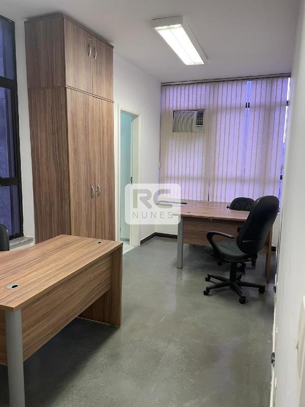 Andar corrido à venda no Lourdes: 