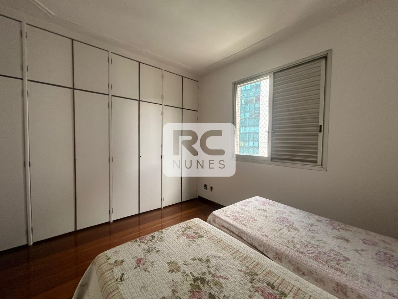 Apartamento à venda no Funcionários: 